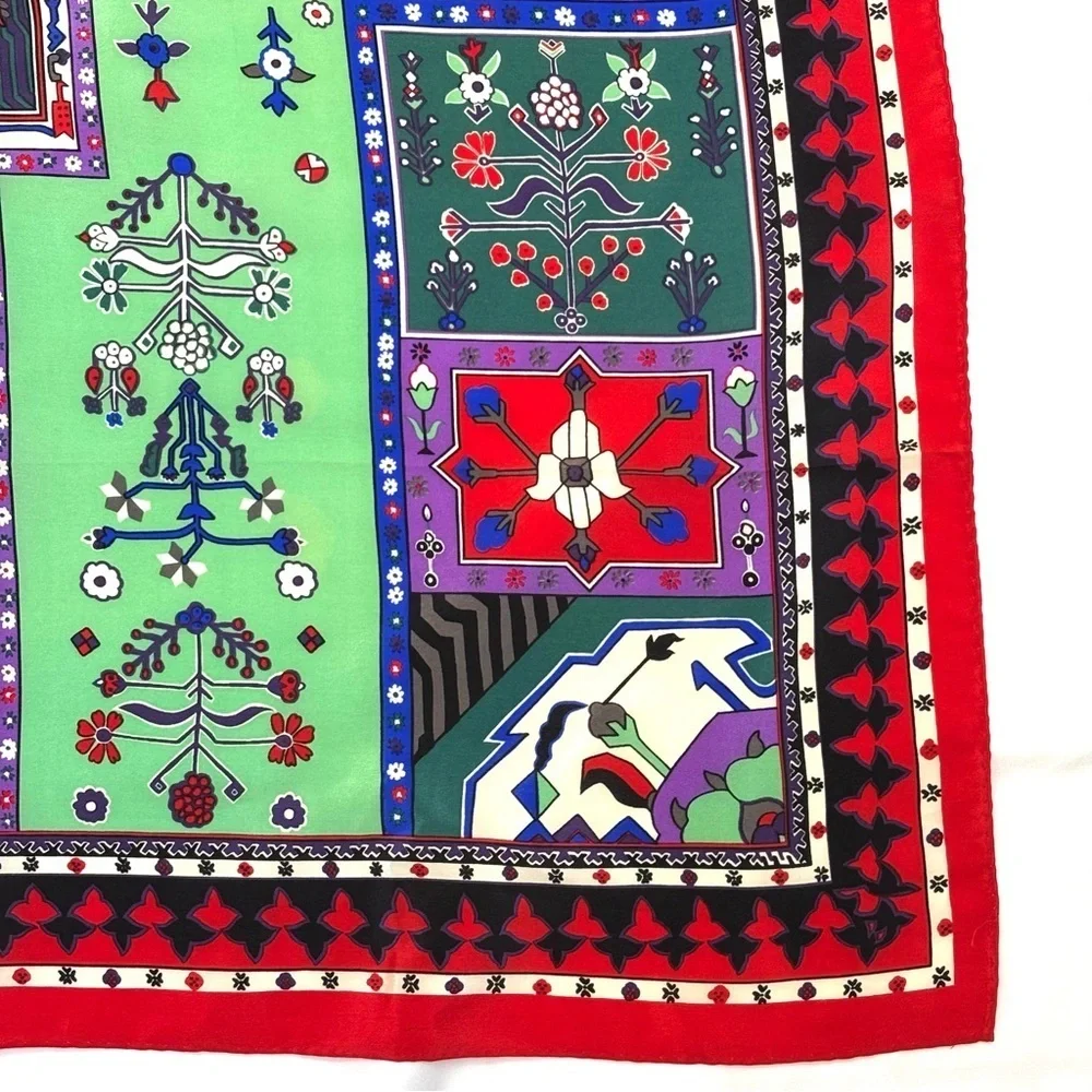 Vintage Brooklyn Museum Persian Garden Carpet 100% Silk Square Scarf Artsy